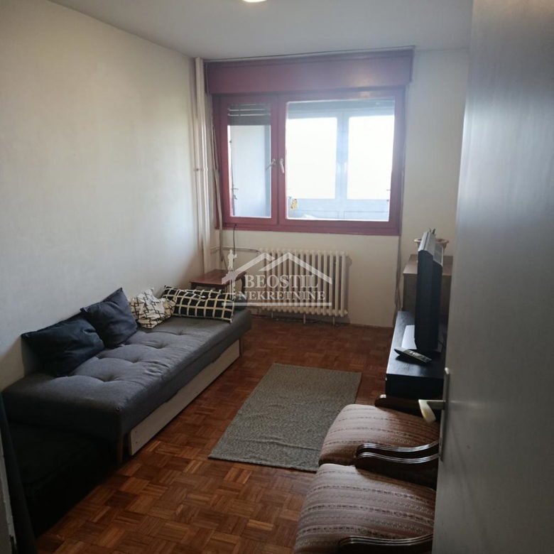 Stan Prodaja Beograd Banjica 74 m2