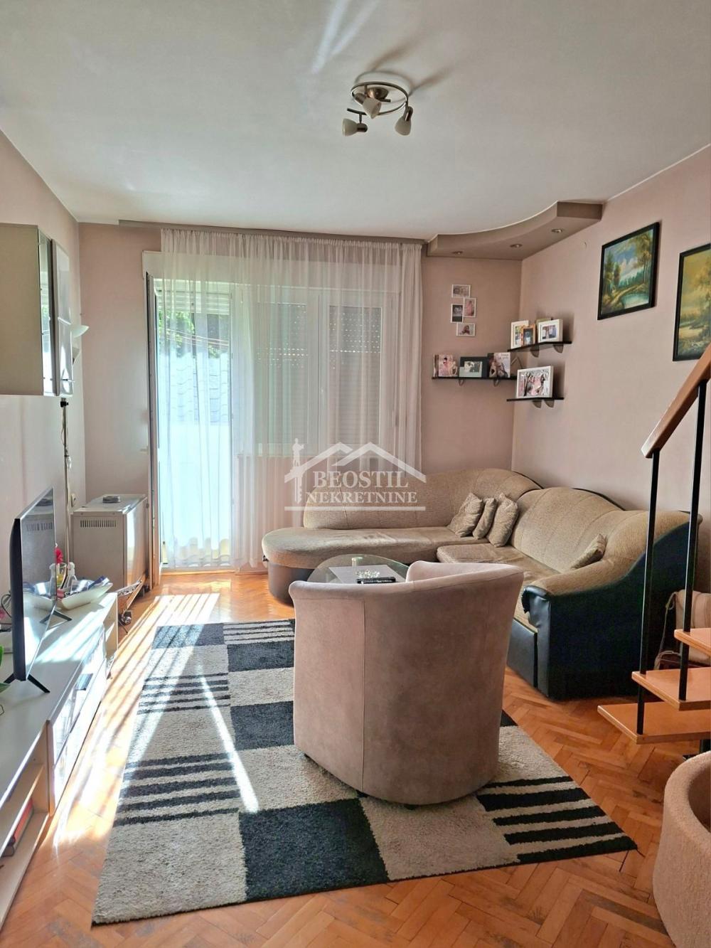 Stan Prodaja Beograd Stan Prodaja Beograd Karaburma 73 m2
