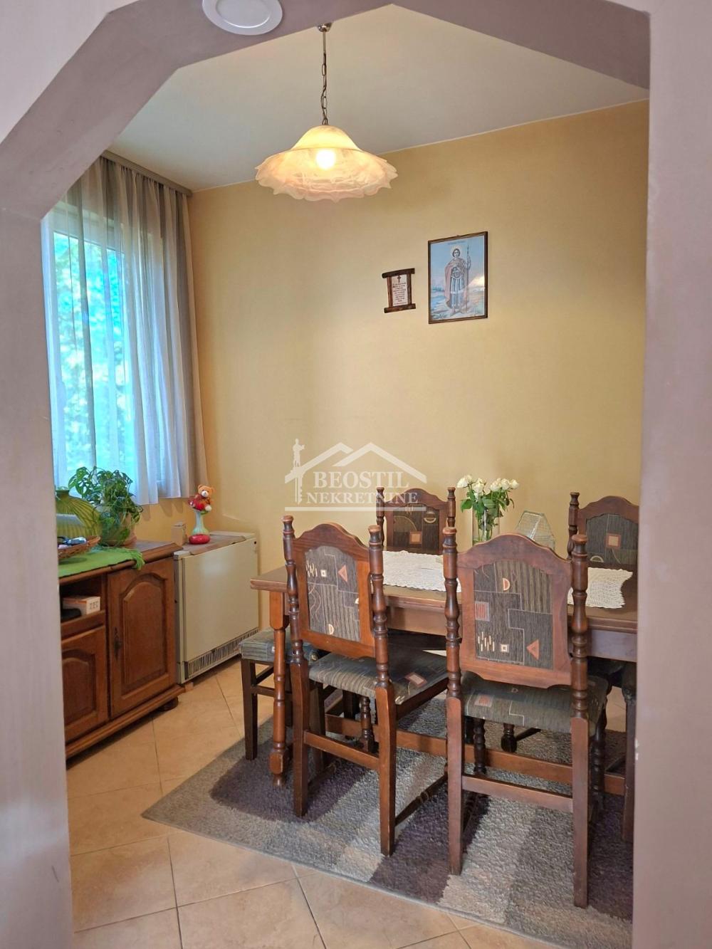 Stan Prodaja Beograd Stan Prodaja Beograd Karaburma 73 m2