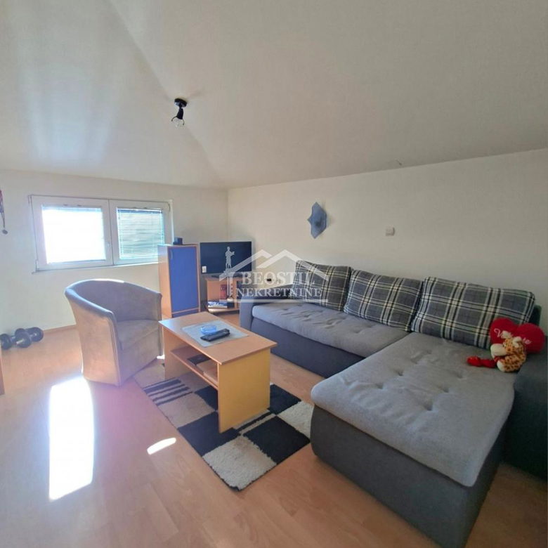 Stan Prodaja Beograd Karaburma 73 m2