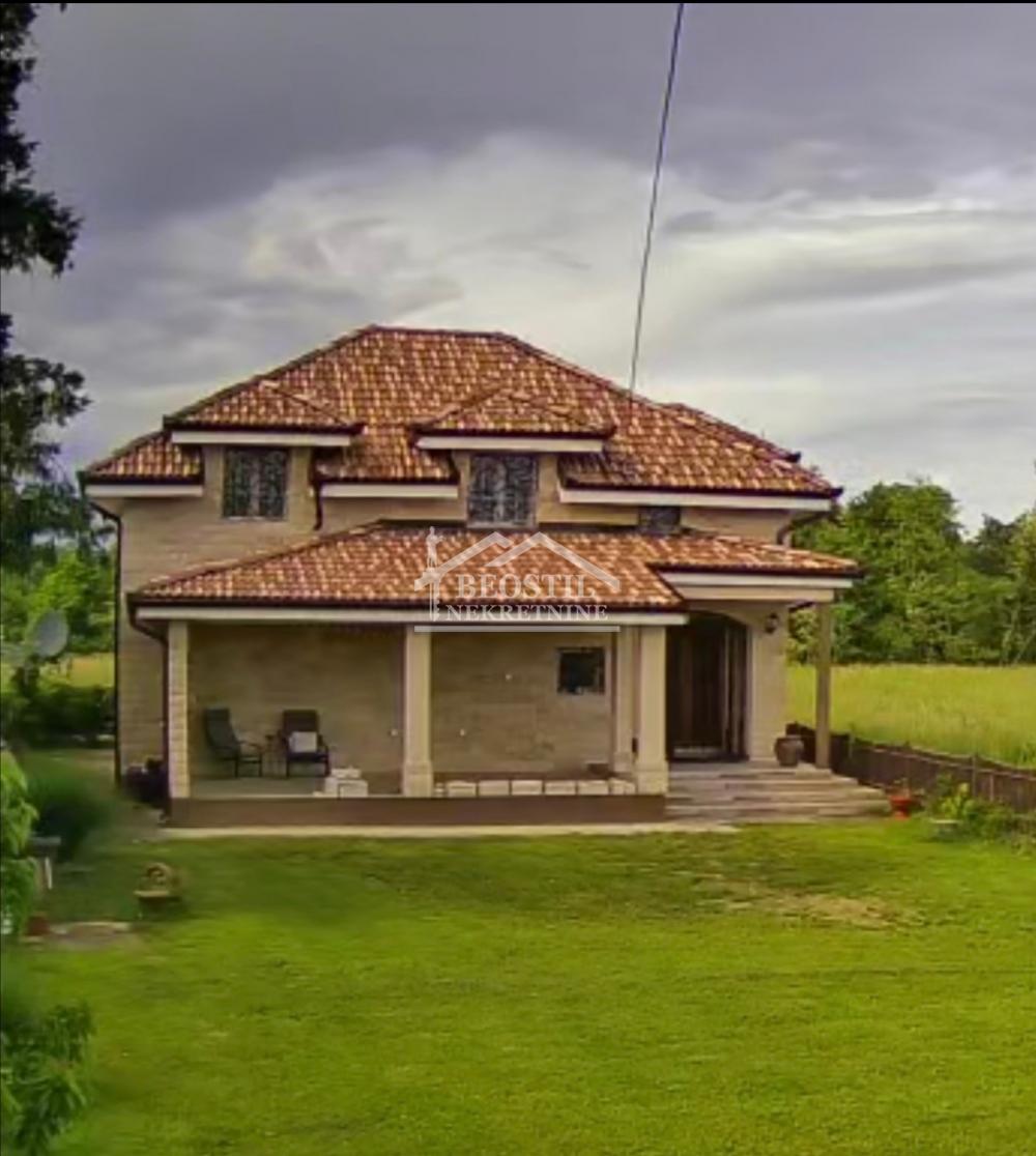 Kuća na prodaju, Centar, Ub, 160m², 219.000 €