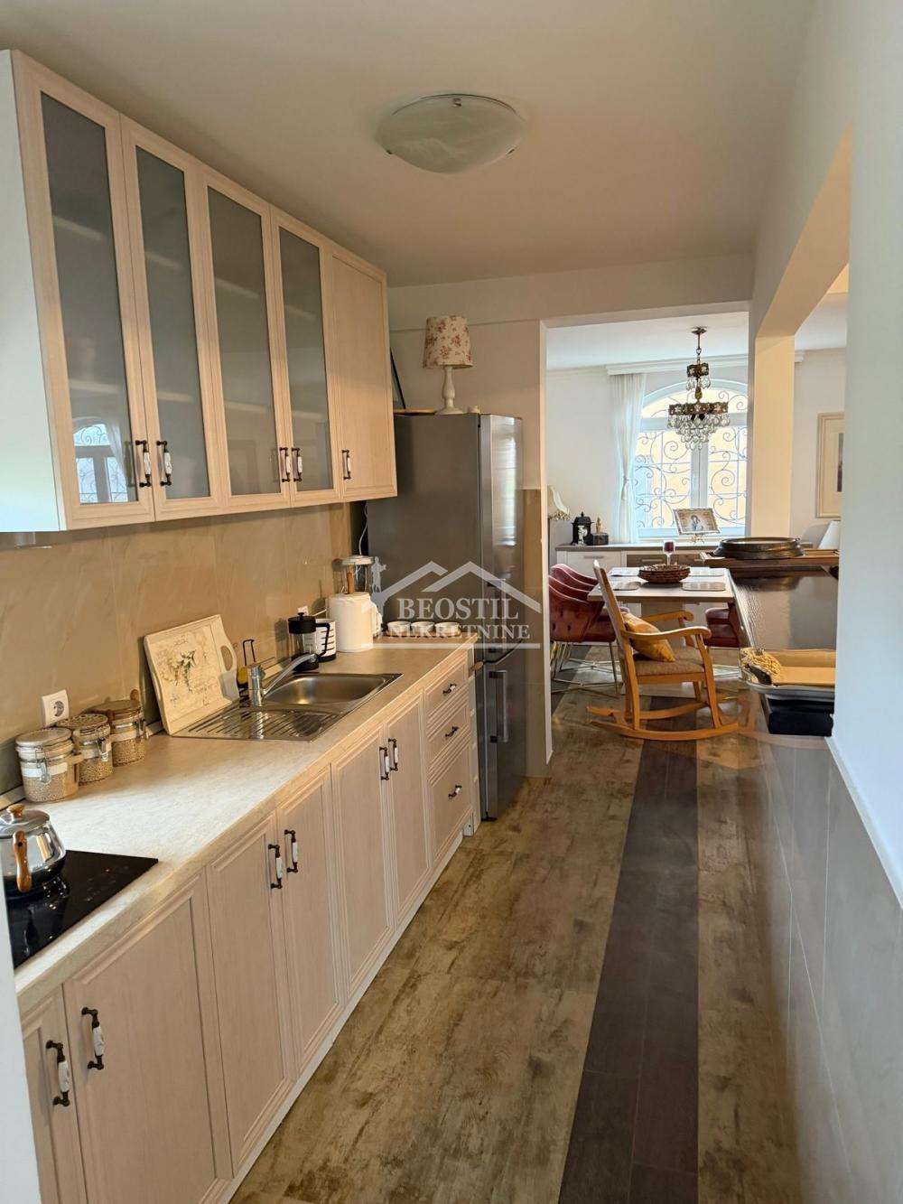 Kuća Prodaja Ub  160 m2