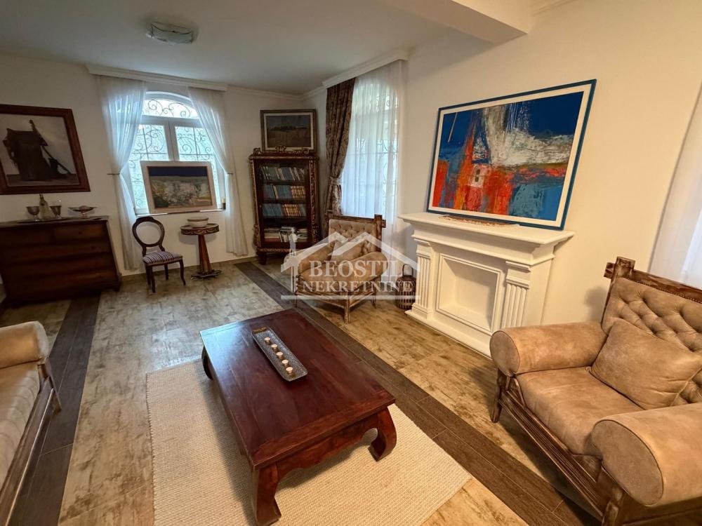 Kuća Prodaja Ub  160 m2