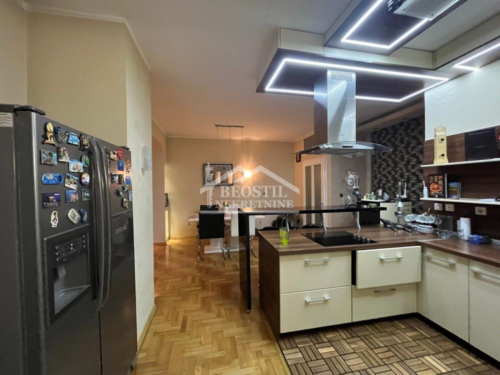 Troiposoban stan na prodaju, Centar, Smederevo, 115m², 190.000 €
