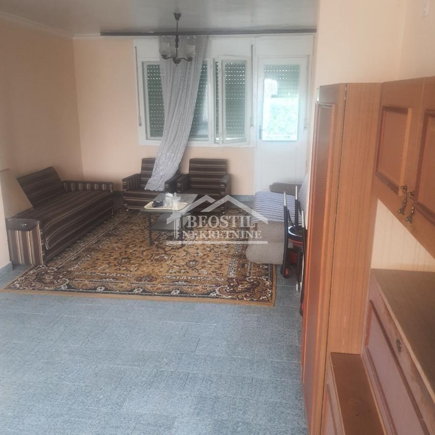 Kuća na prodaju, Centar, Vladimirci, 204m², 65.000 €