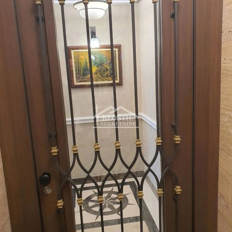 Troiposoban stan za izdavanje, Slavujev Venac, Beograd, 77m², 900 €/mes
