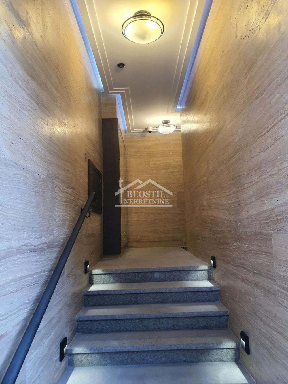 Troiposoban stan za izdavanje, Slavujev Venac, Beograd, 77m², 900 €/mes