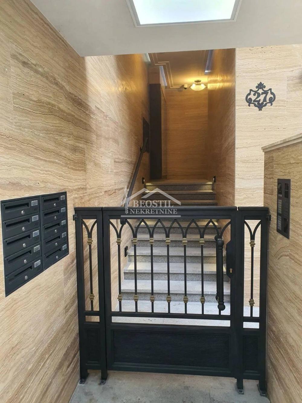 Troiposoban stan za izdavanje, Slavujev Venac, Beograd, 77m², 900 €/mes