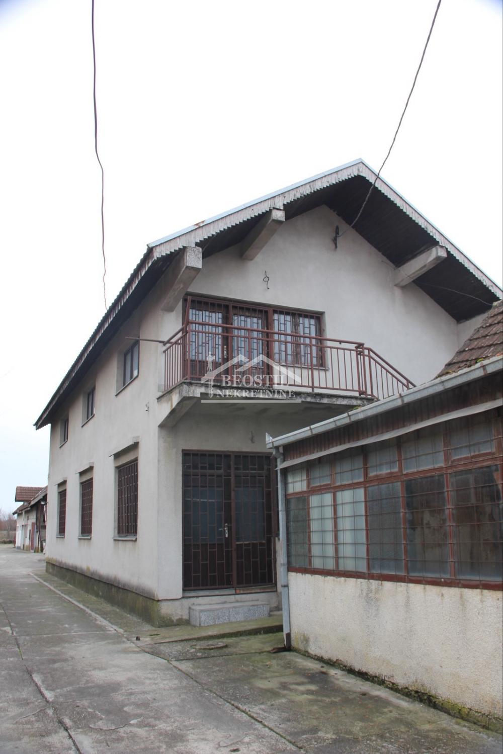 Kuća Prodaja Beograd Kuća Prodaja Beograd Dobanovci 680 m2