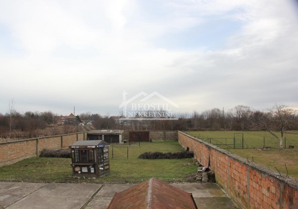 Kuća Prodaja Beograd Kuća Prodaja Beograd Dobanovci 680 m2