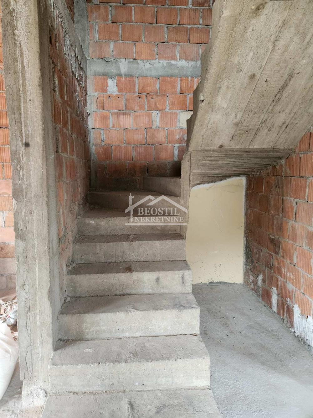 Stan Prodaja Beograd Stan Prodaja Beograd Zemun Polje 100 m2