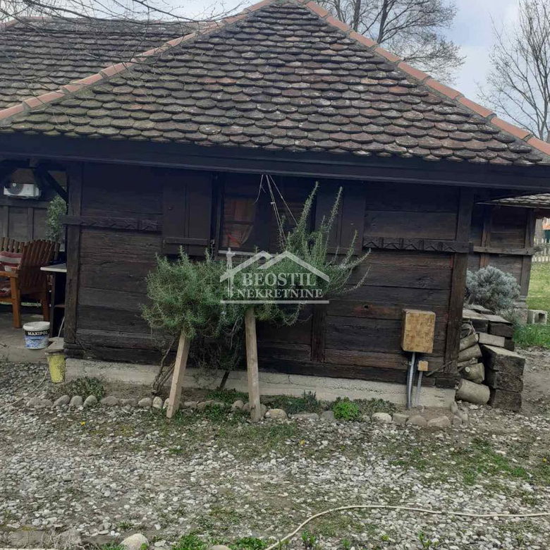 Kuća Prodaja Ljubovija  40 m2