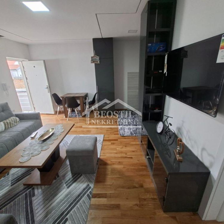 Stan Prodaja Stara Pazova  66 m2