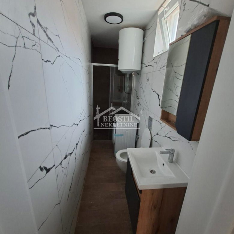 Trosoban stan na prodaju, Nova Pazova, Stara Pazova, 66m², 116.500 €
