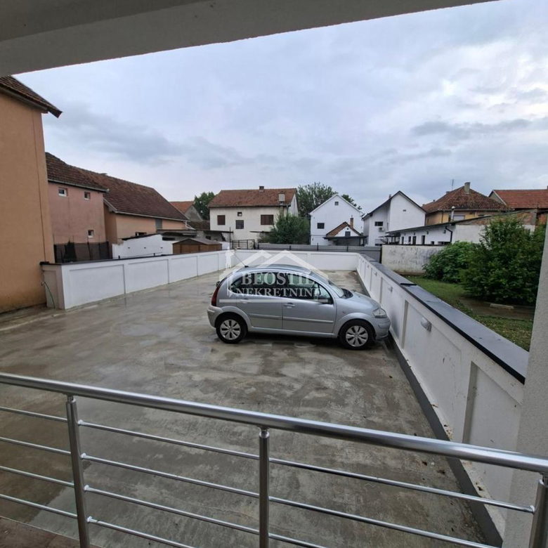 Trosoban stan na prodaju, Nova Pazova, Stara Pazova, 66m², 116.500 €
