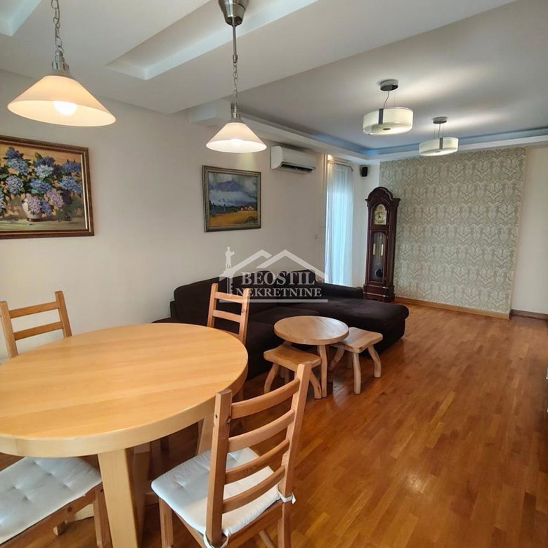 Stan Prodaja Beograd Blok 67 - Belville 106 m2