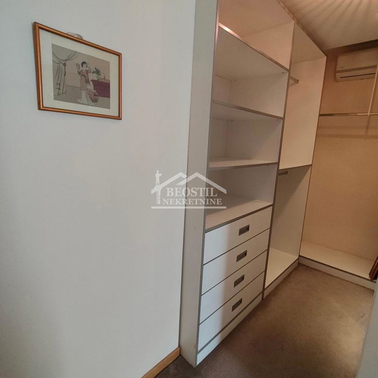 Stan Prodaja Beograd Blok 67 - Belville 106 m2