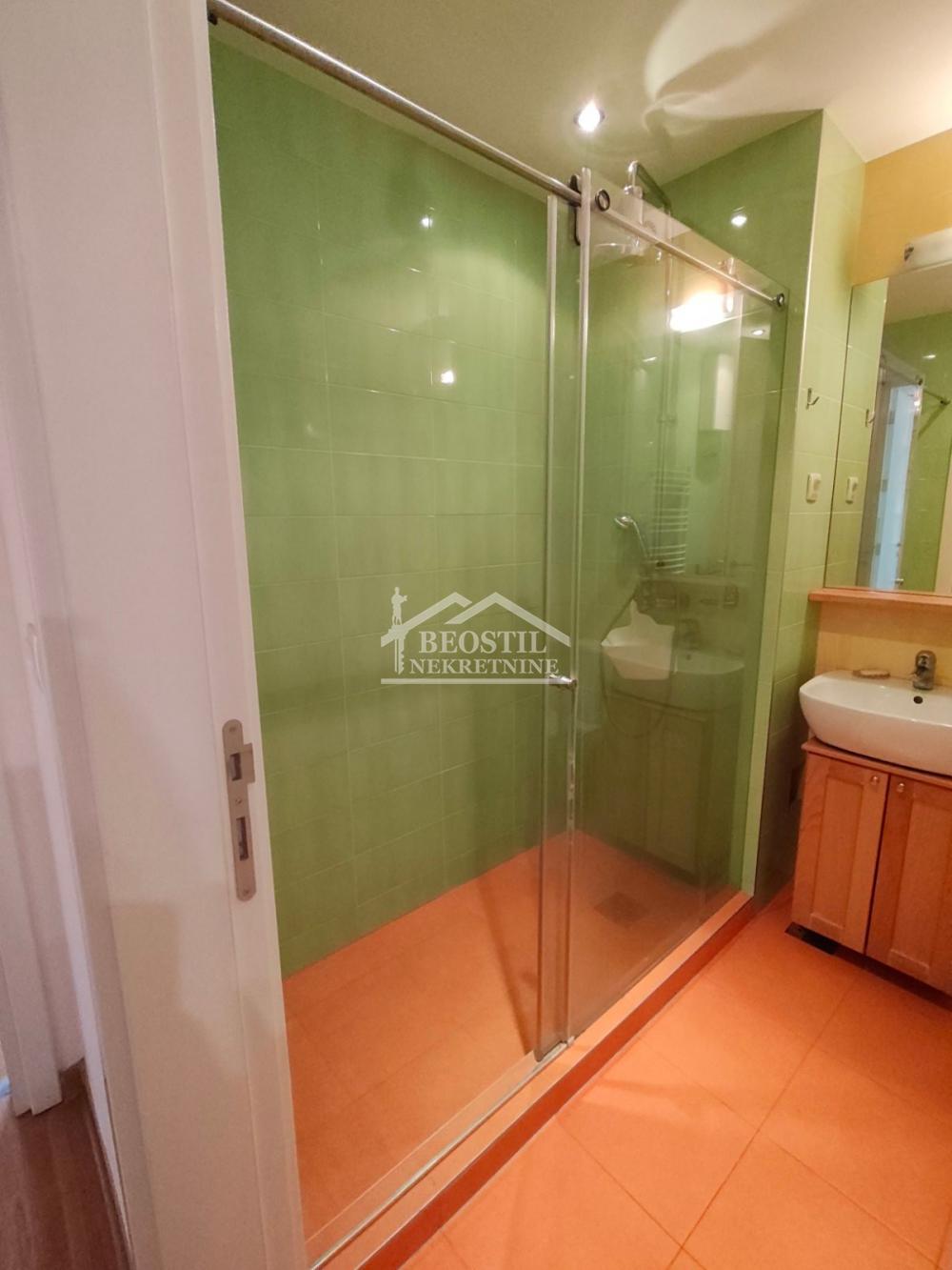 Stan Prodaja Beograd Stan Prodaja Beograd Blok 67 - Belville 106 m2