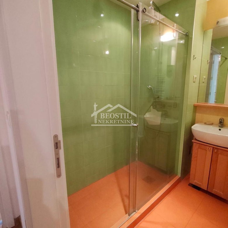 Stan Prodaja Beograd Blok 67 - Belville 106 m2