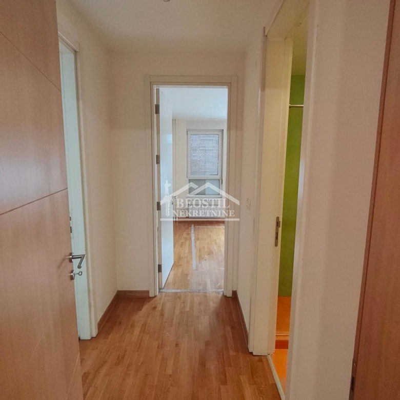 Stan Prodaja Beograd Blok 67 - Belville 106 m2