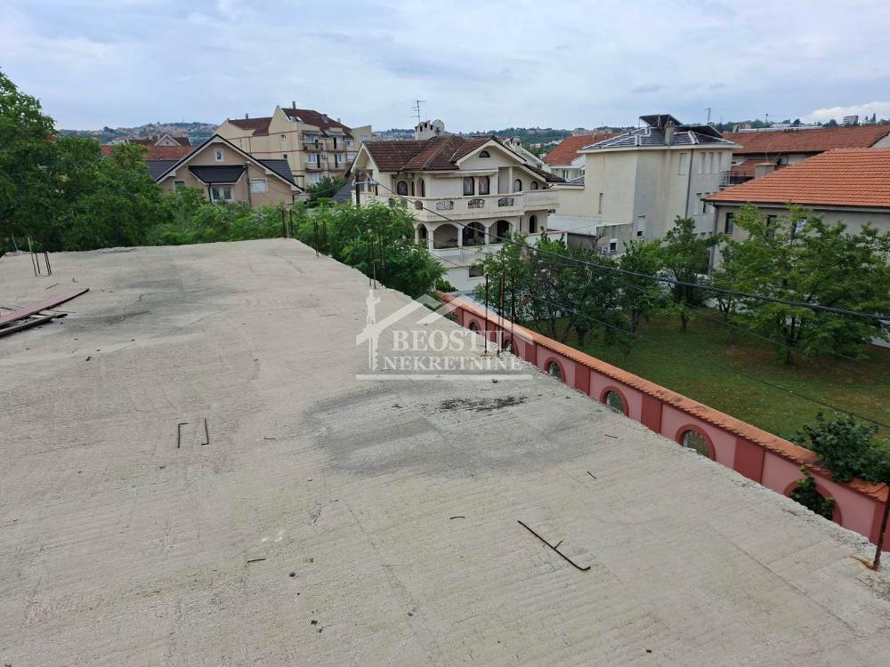Kuća Prodaja Beograd Vojvode Vlahovića 218 m2