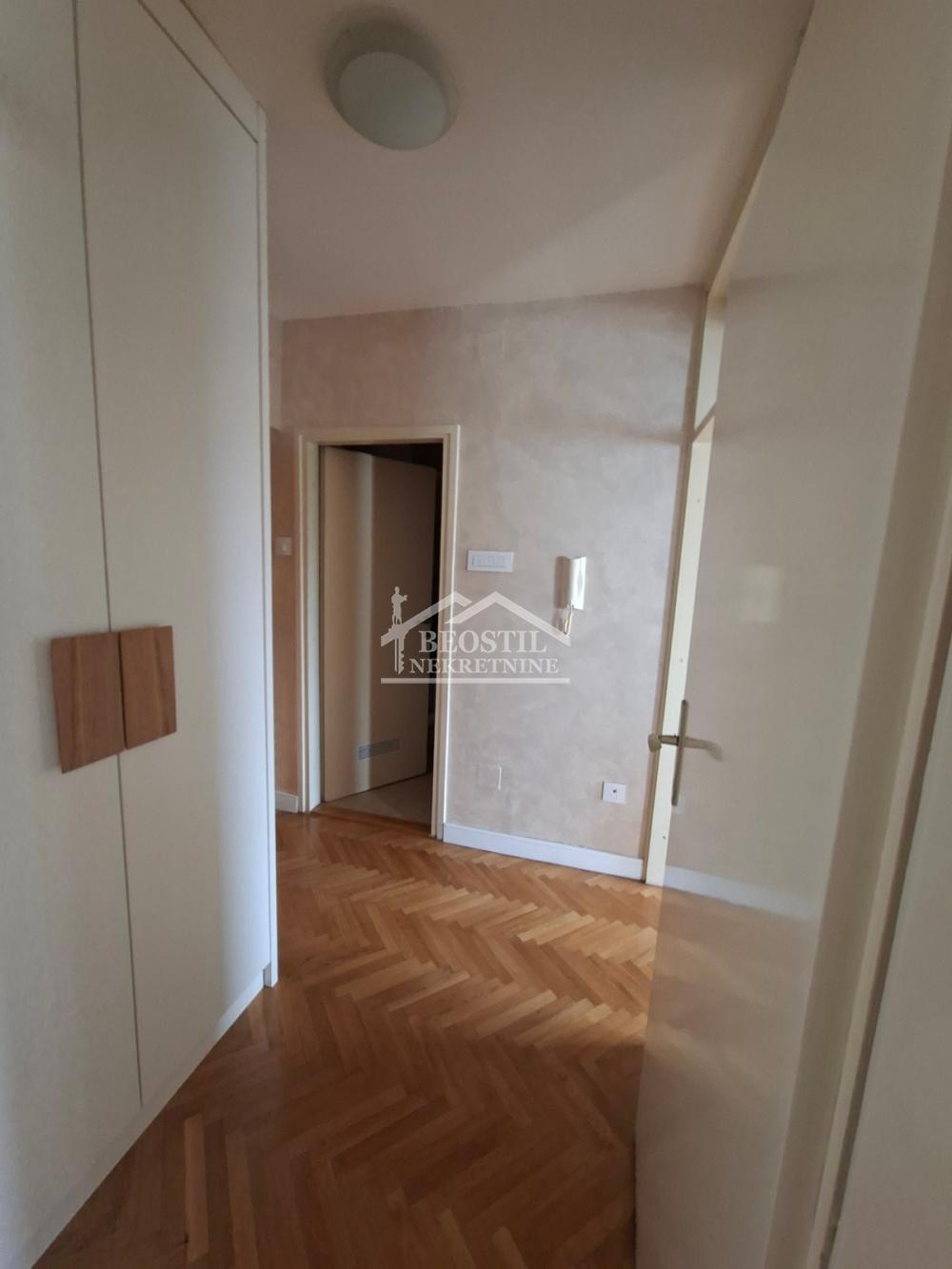 132025414_2_20260706121106 Trosoban stan na prodaju, Bežanijska Kosa 2, Beograd, 65m², 270.000 €