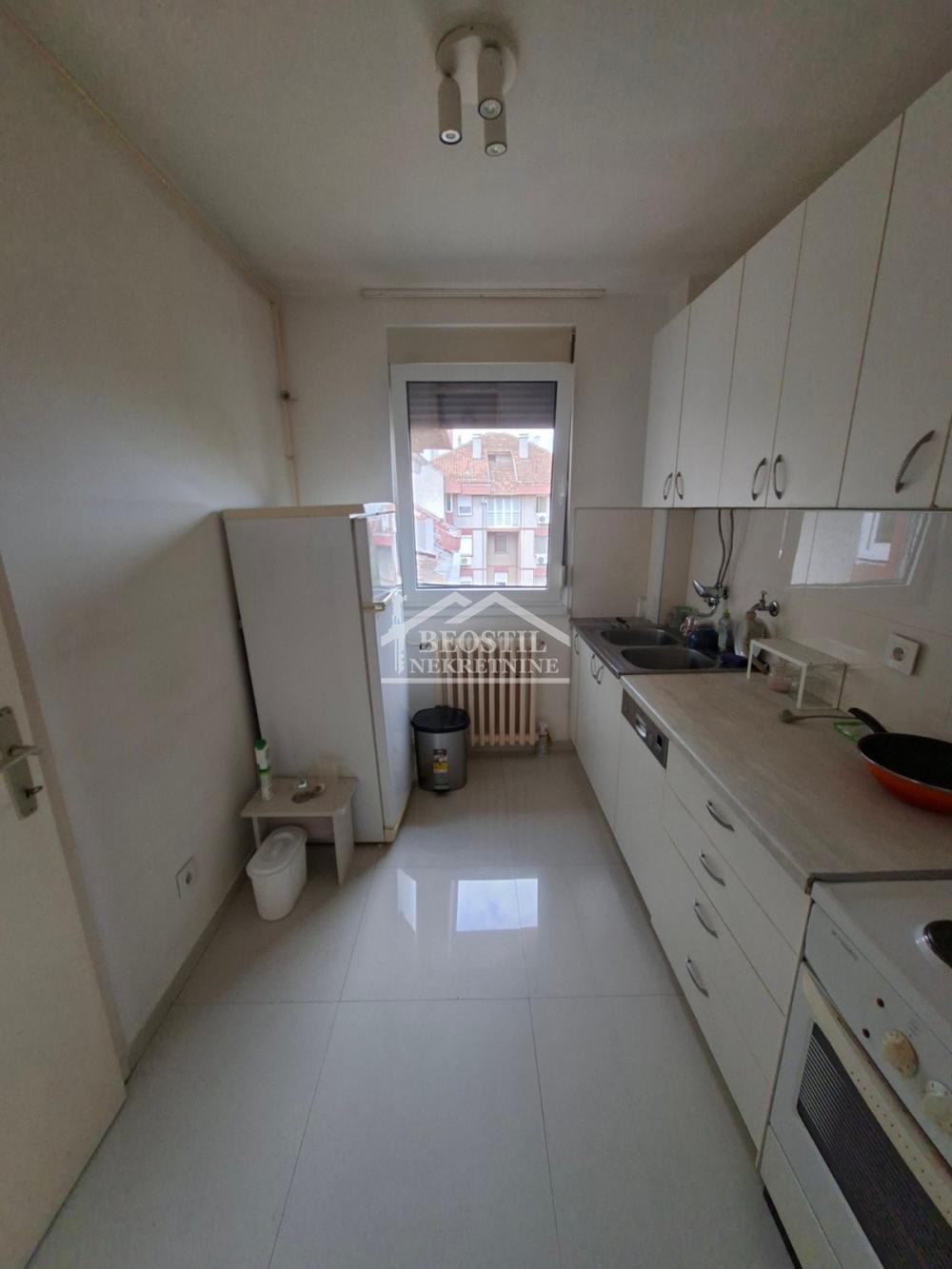 Stan Prodaja Beograd Stan Prodaja Beograd Bežanijska Kosa 2 65 m2