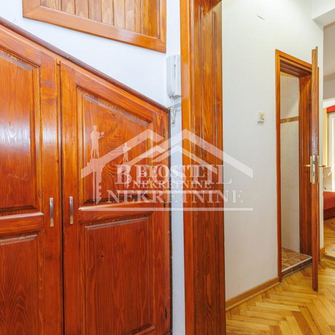Četvorosoban stan na prodaju, Gundulićev Venac, Beograd, 109m², 349.900 €
