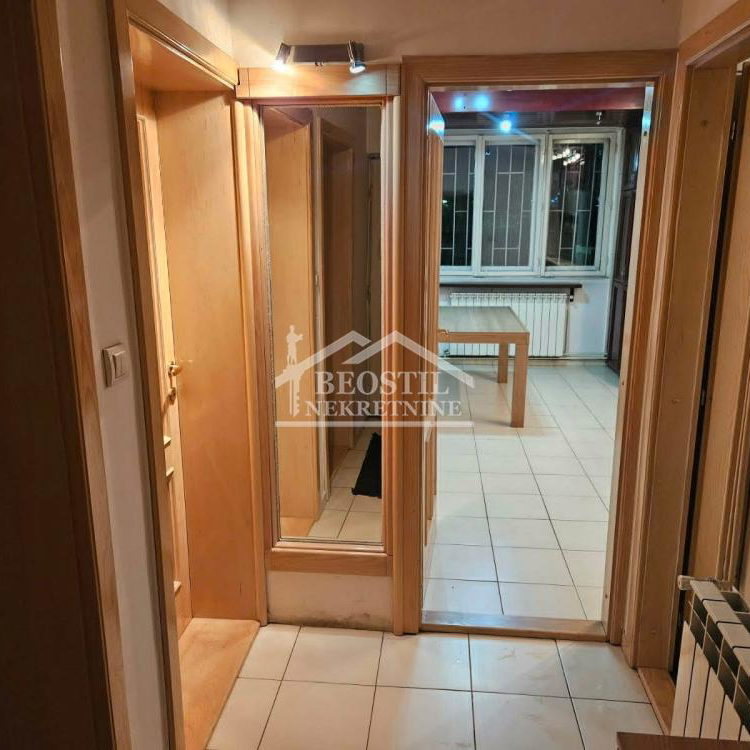 Stan Prodaja Beograd Karaburma 71 m2