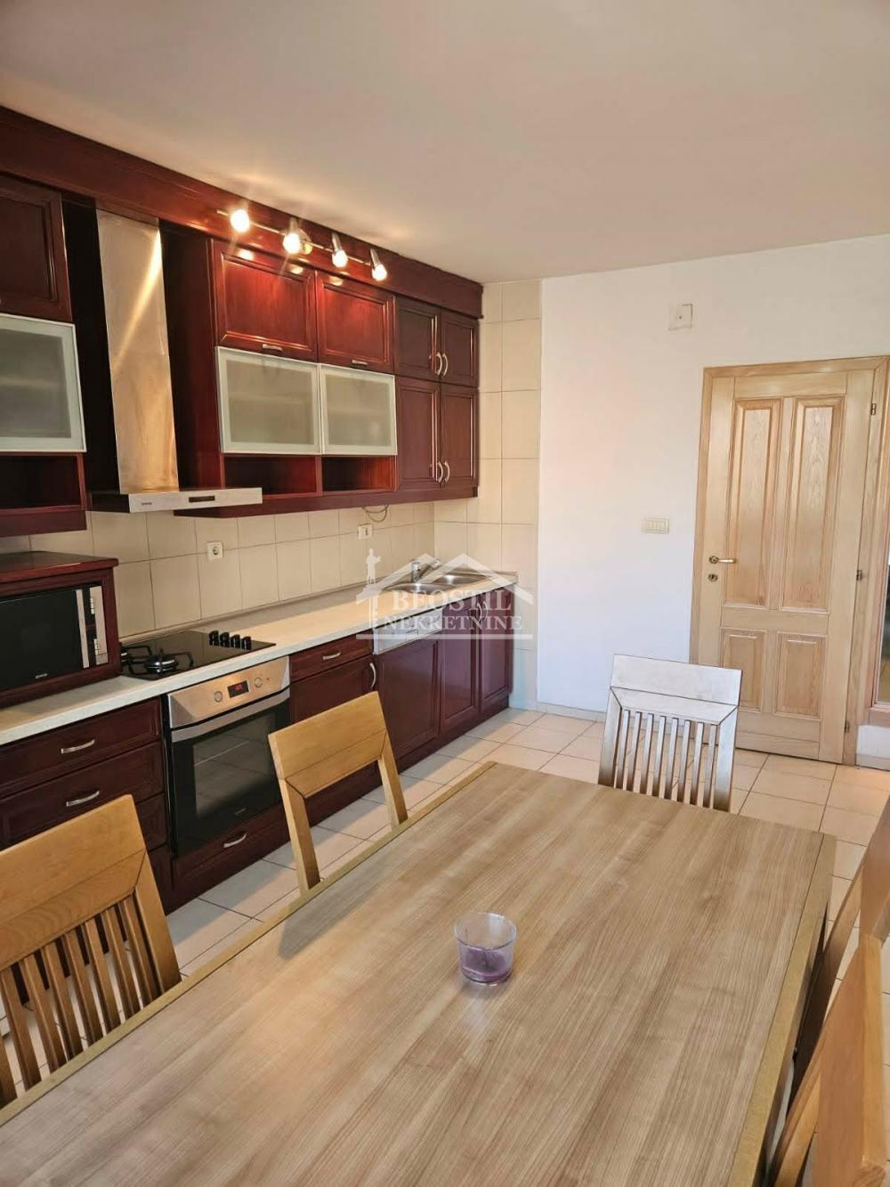 Stan Prodaja Beograd Stan Prodaja Beograd Karaburma 71 m2