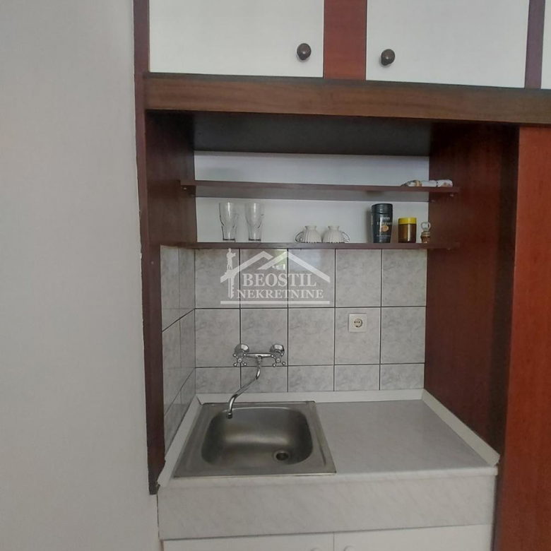 Dvosoban stan za izdavanje, Blok 21, Beograd, 42m², 600 €/mes