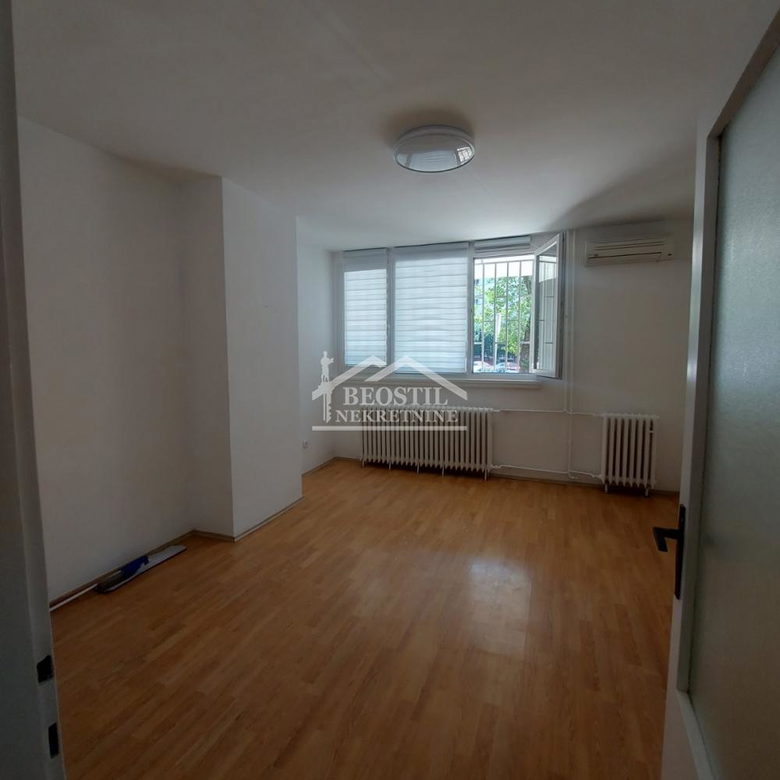 Dvosoban stan za izdavanje, Blok 21, Beograd, 42m², 600 €/mes