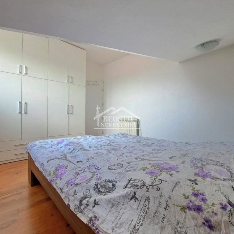 Stan Prodaja Beograd Karaburma 47 m2
