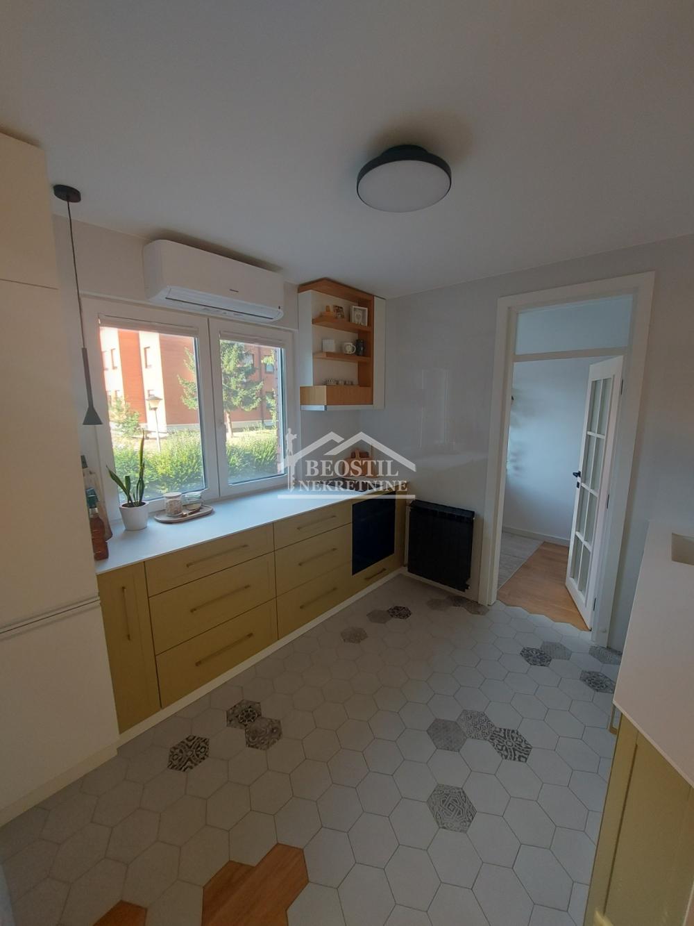 132025463_13_20260714131116 Troiposoban stan na prodaju, Višnjička Banja, Beograd, 74m², 330.000 €