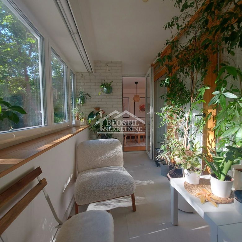 Troiposoban stan na prodaju, Višnjička Banja, Beograd, 74m², 330.000 €
