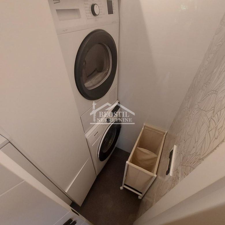 Troiposoban stan na prodaju, Višnjička Banja, Beograd, 74m², 330.000 €