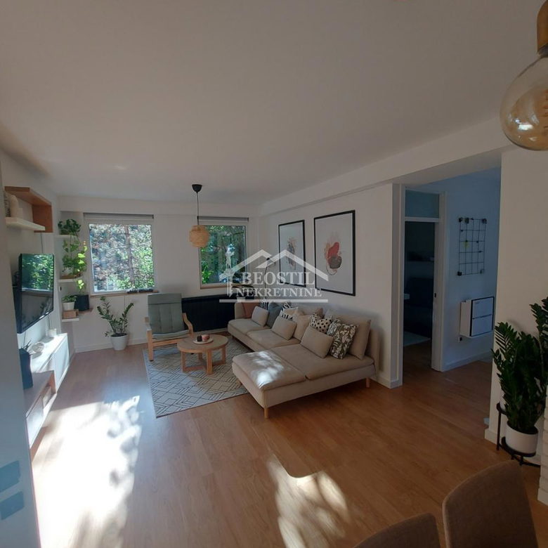 Stan Prodaja Beograd Višnjička Banja 74 m2