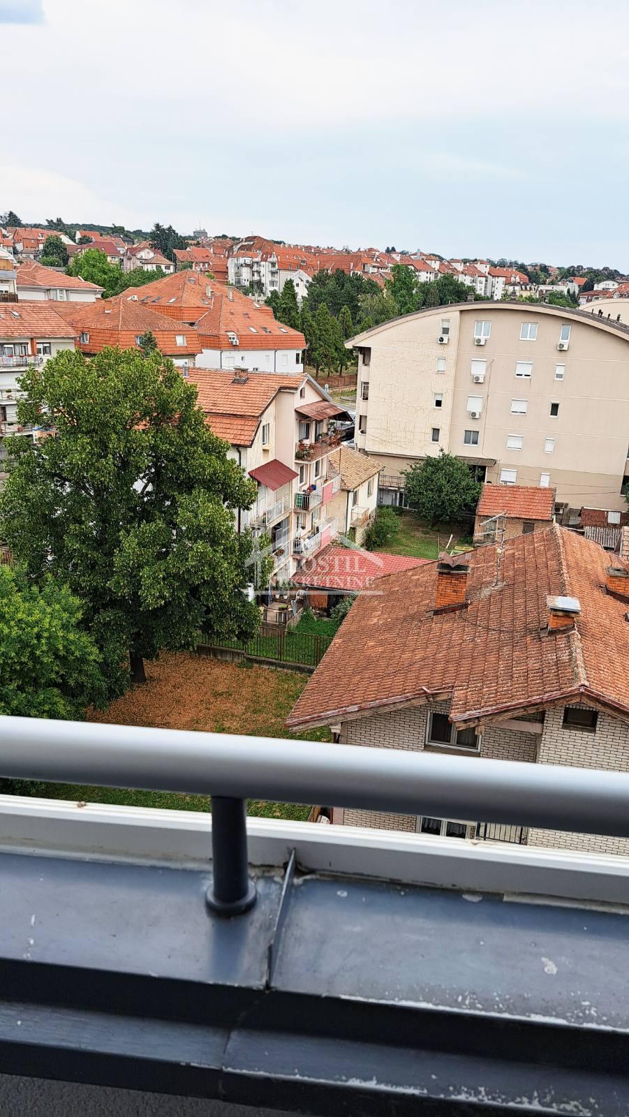 Četvorosoban stan na prodaju, Žarkovo, Beograd, 89m², 211.200 €
