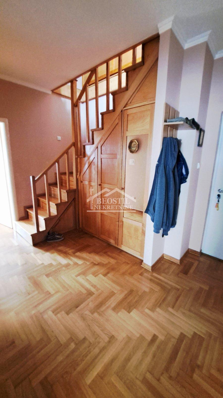 Četvorosoban stan na prodaju, Žarkovo, Beograd, 89m², 211.200 €