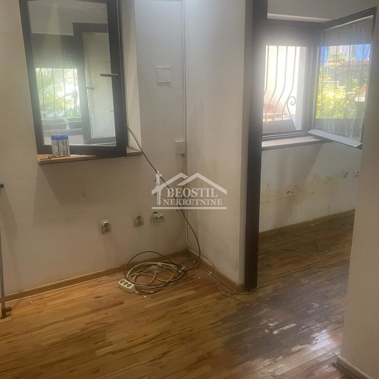 Stan Prodaja Beograd Kej 38 m2