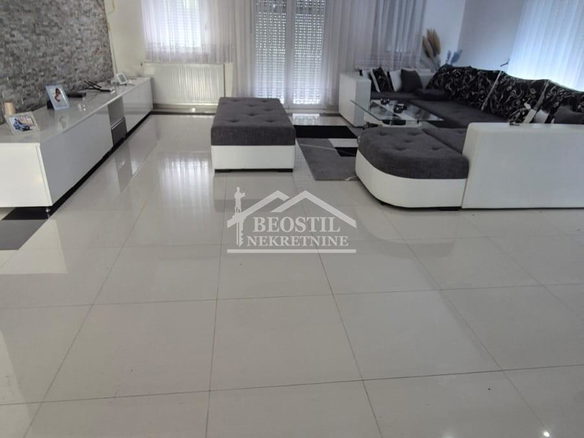 Kuća Prodaja Beograd Vlaška 254 m2