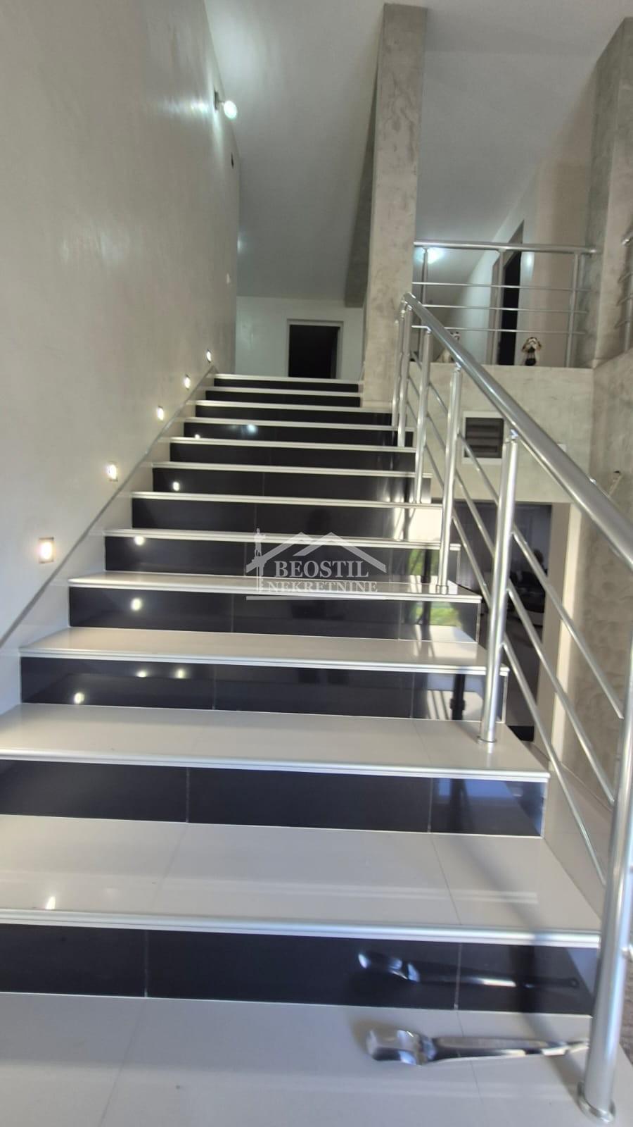 Kuća Prodaja Beograd Vlaška 254 m2