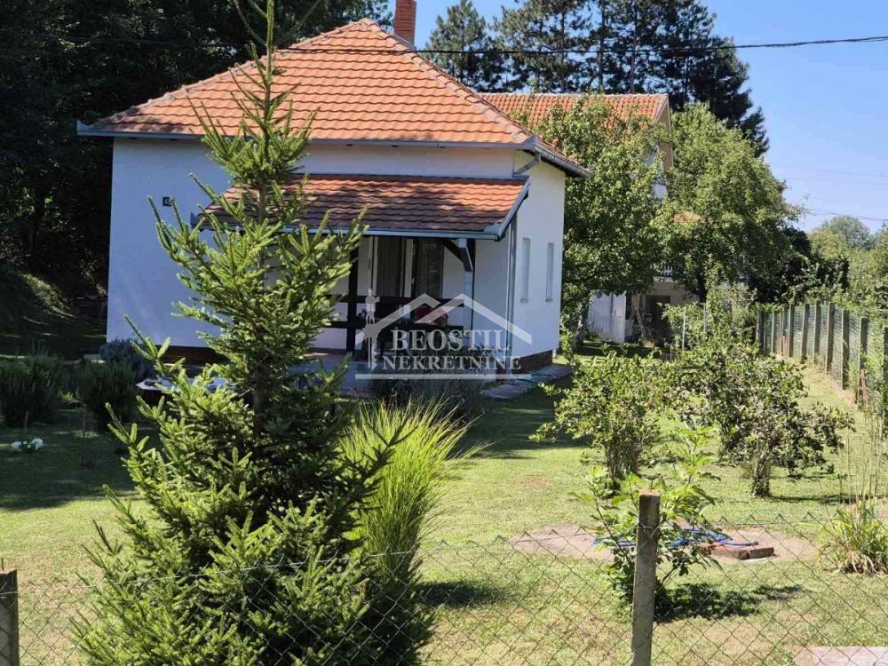 Kuća Prodaja Beograd Mislođin 62 m2