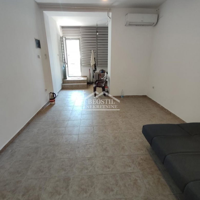 Lokal Prodaja Beograd Konjarnik 46 m2