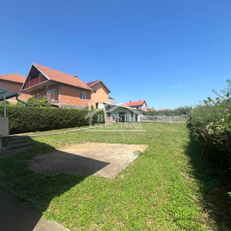 Kuća na prodaju, Papazovac, Smederevo, 250m², 168.000 €