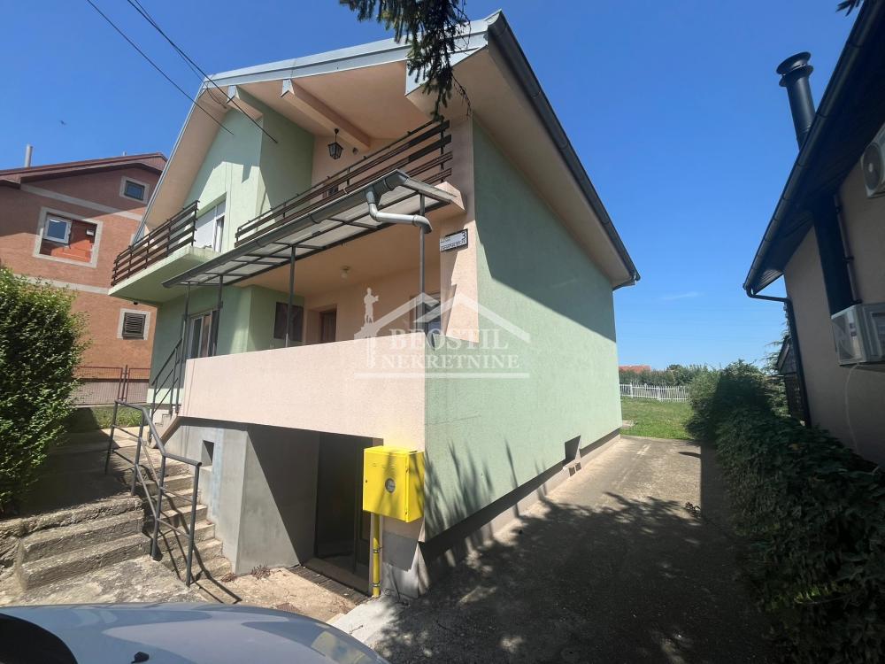 132025542_13_20260730152655 Kuća na prodaju, Papazovac, Smederevo, 250m², 168.000 €