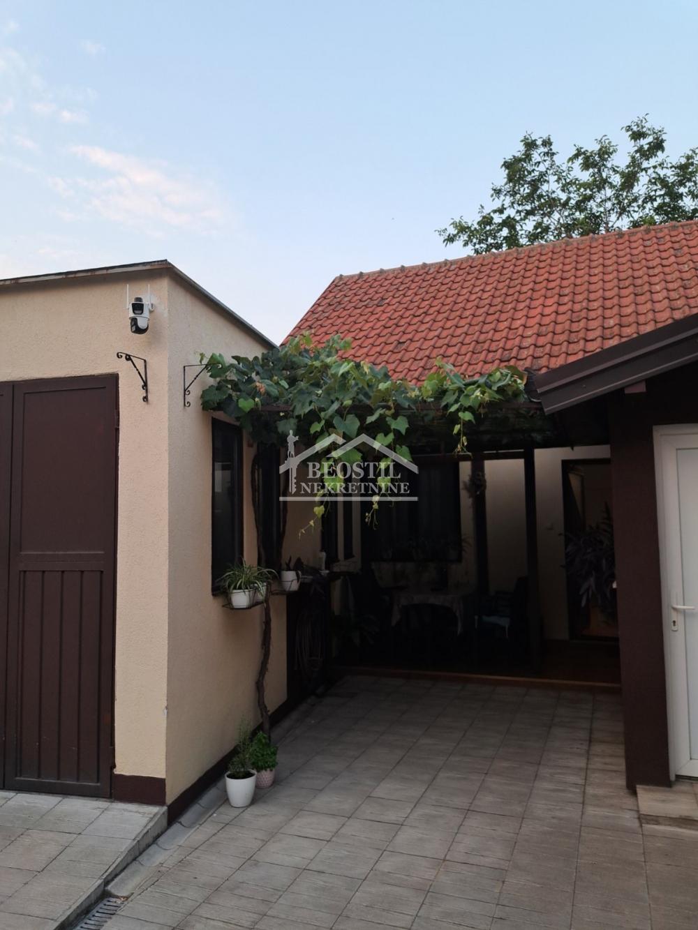 Kuća Prodaja Beograd Obrenovac 131 m2
