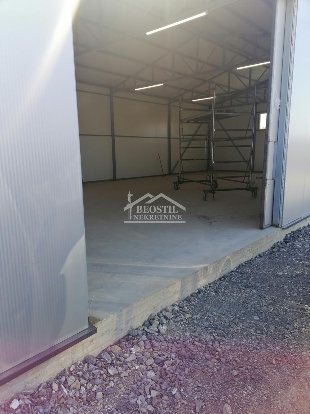Lokal Izdavanje Beograd Ledine 180 m2