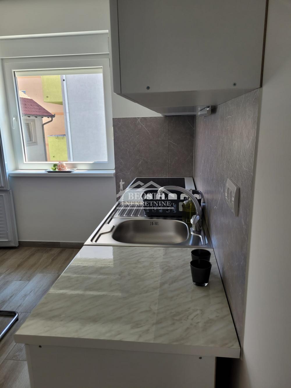 Stan Izdavanje Beograd Altina 55 m2