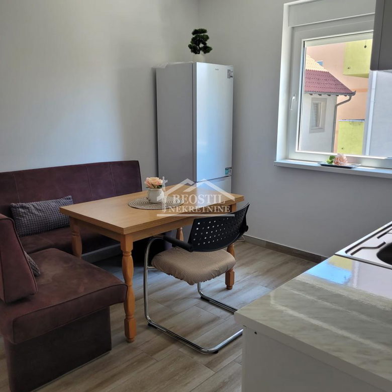 Stan Izdavanje Beograd Altina 55 m2